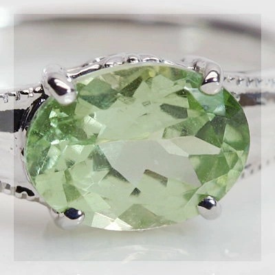 ミントグリーンガーネットリング”ラフィネ” PT900 K18 K10対応 ローズ