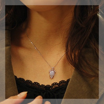 ラベンダーヒスイペンダントトップ「トレジア」（チェーン無し）PT900