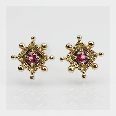 サナ』K18YGイエローサファイアピアス加工＋ピンクスピネル サナ様専用