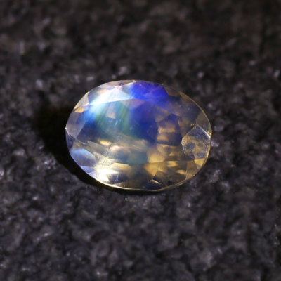 ���u���h���C�g �I�[�o�� 0.7ct