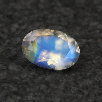 ���u���h���C�g �I�[�o�� 0.61ct