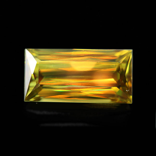 ☆2.4ct スフェーン バケット※こちらのルースを使用してのカスタマイズ