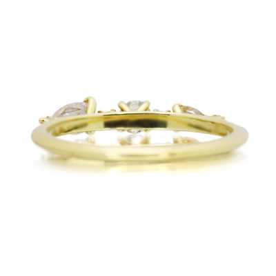 限定1本 K18GG 0.38ct マルチカラーダイヤモンド 7石 リング 12号