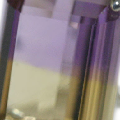 ルースを選べる！ 9×7mmの大粒が胸もとで映える！ アメトリン