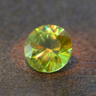 ☆ジンバブエ産 スフェーン ラウンド 1.15ct1個限定製品
