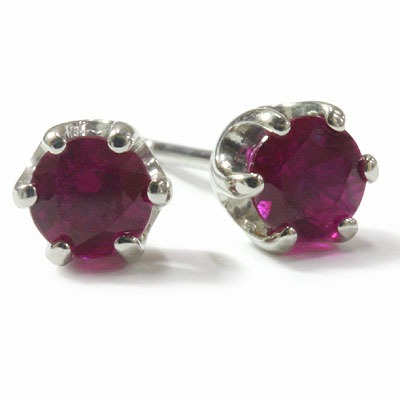 上質！発色がちがいます。ミャンマー産 4ミリルビーピアス PT900 K18