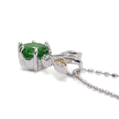 グリーンガーネットとカレンシルバーオールドローズ