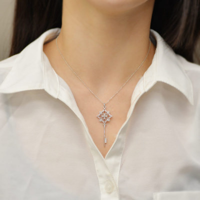 k10 ダイヤモンド ペンダントトップ 0,19ct ローズカットダイヤモンドキーペンダントトップPT900 K18 K10