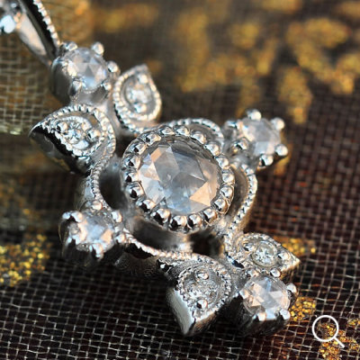 マトロナーレ」ローズカットダイヤモンド ペンダントトップ 誕生石 4月