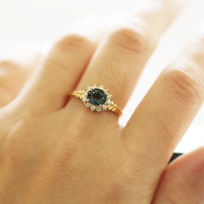 限定1本 K18YG カラーチェンジガーネット ダイヤモンド リング