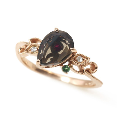 グリーンガーネットとカレンシルバーオールドローズ グリーンガーネットとカレンシルバーオールドローズ