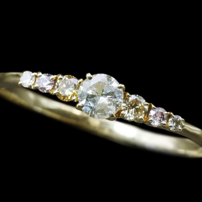 限定1本 K18YG UV蛍光 0.24ct マルチカラーダイヤモンド リング 12号