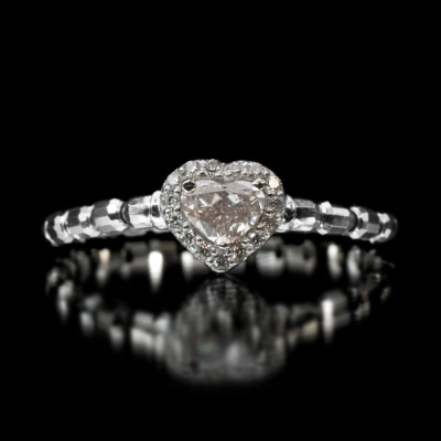 限定1本 PT950 0.259ct 桜カラーピンクダイヤモンド ハートシェイプ